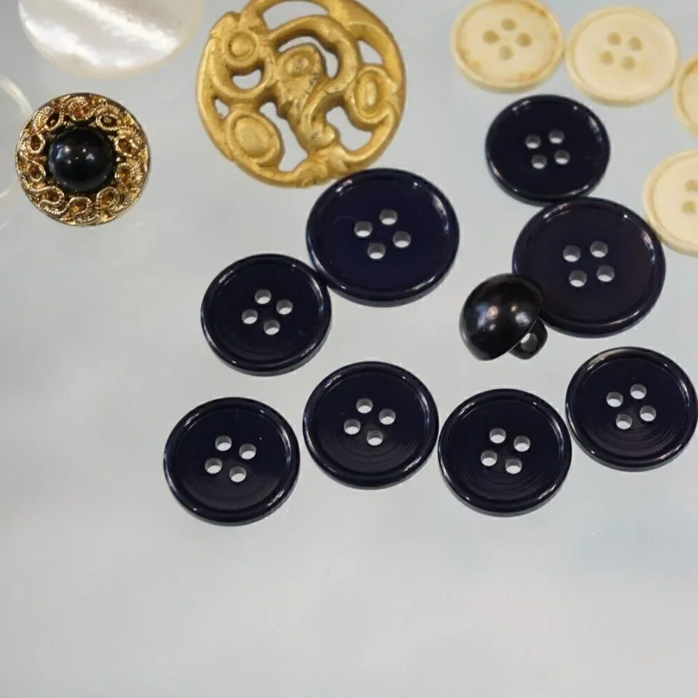 Vintage Buttons Mixed Lot
